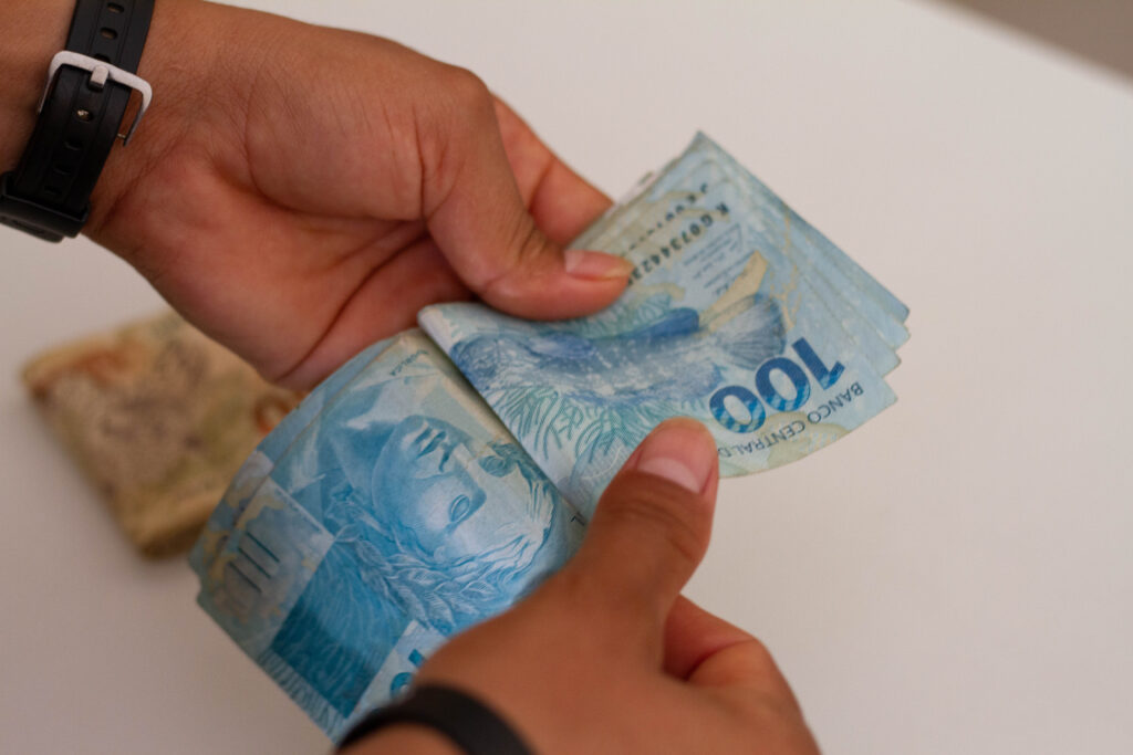 Novo pagamento para os brasileiros.