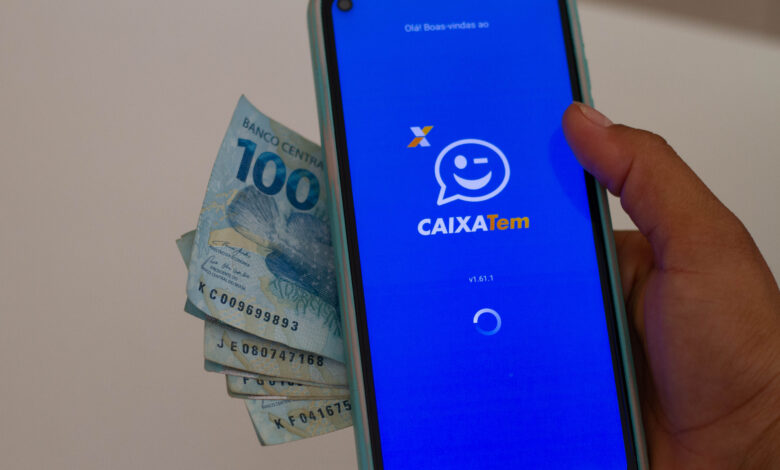 Saque app caixa tem.