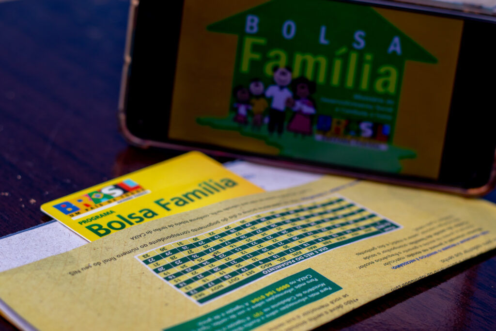 Bolsa Família. 