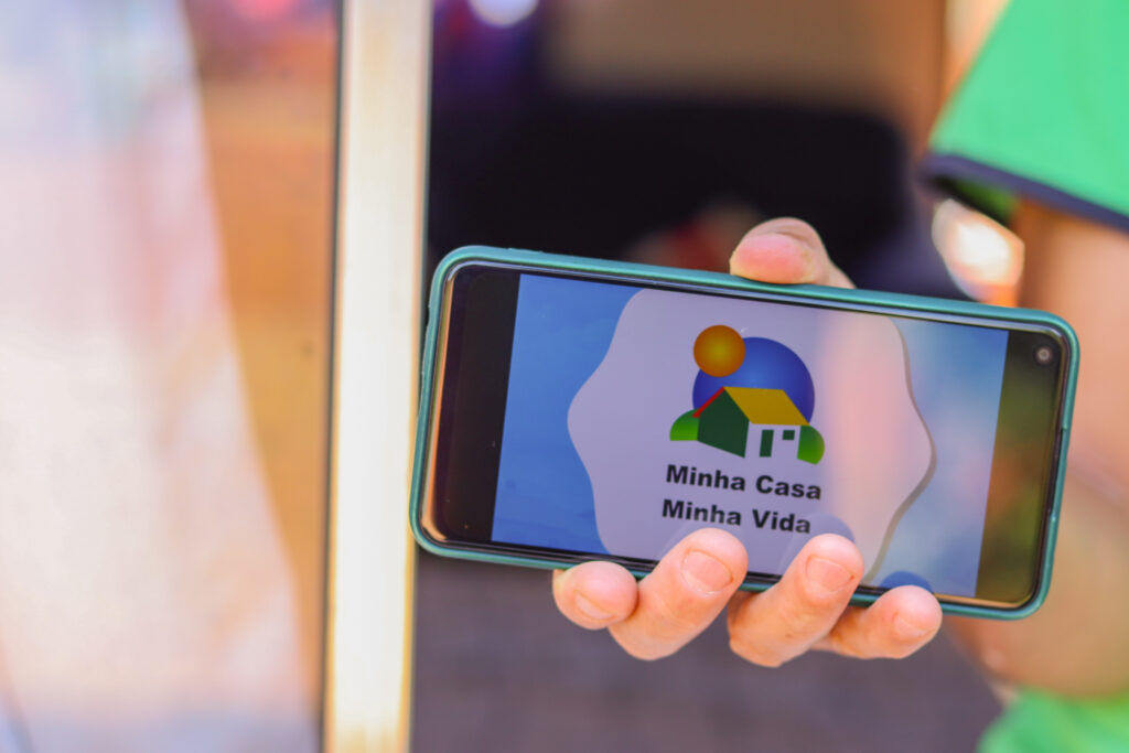 Minha Casa Minha Vida. 