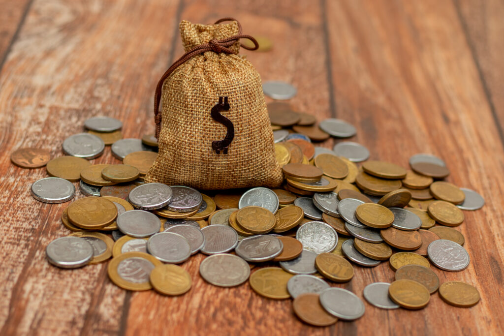 Auxílio de R$ 2.490. 