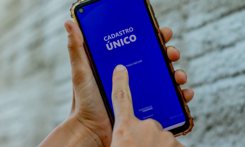 Carteirinha do CadÚnico.