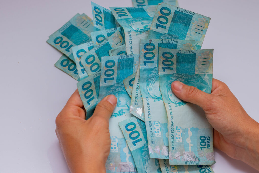 Benefício de R$ 3 MIL do governo.