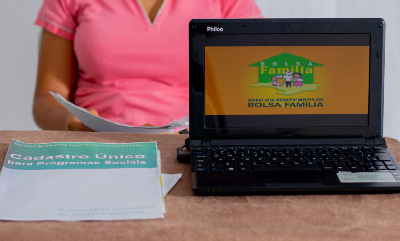Bolsa Família.