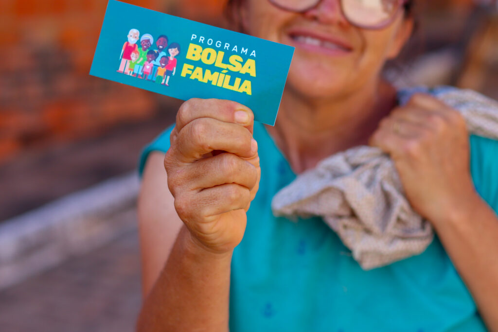 Bolsa Família. 