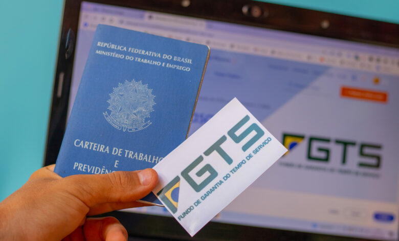 Se aprovada, a nova lei pode aumentar significativamente a contratação de aposentados por empresas de todos os portes.|Créditos:Imagem-Jeane de Oliveira - auxiliosocial.com.br