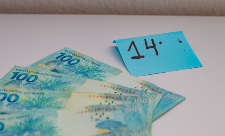 14º salário do INSS para brasileiros.