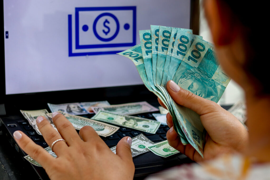 Benefício entre R$ 117 e R$ 1.412,00.