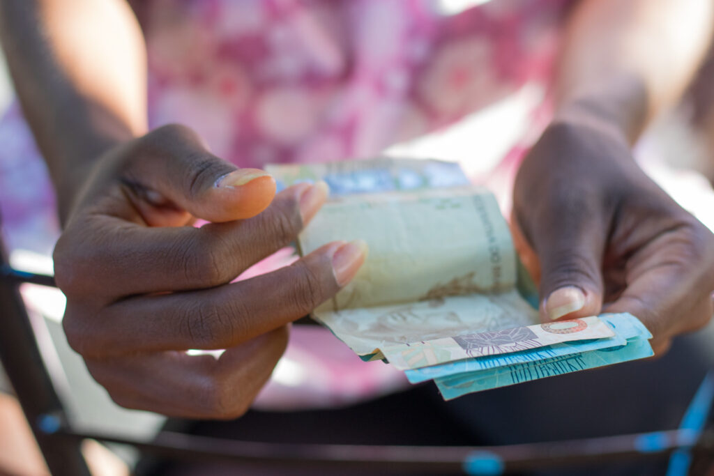 Mutirão do BEM para auxílio de R$ 1.412. 