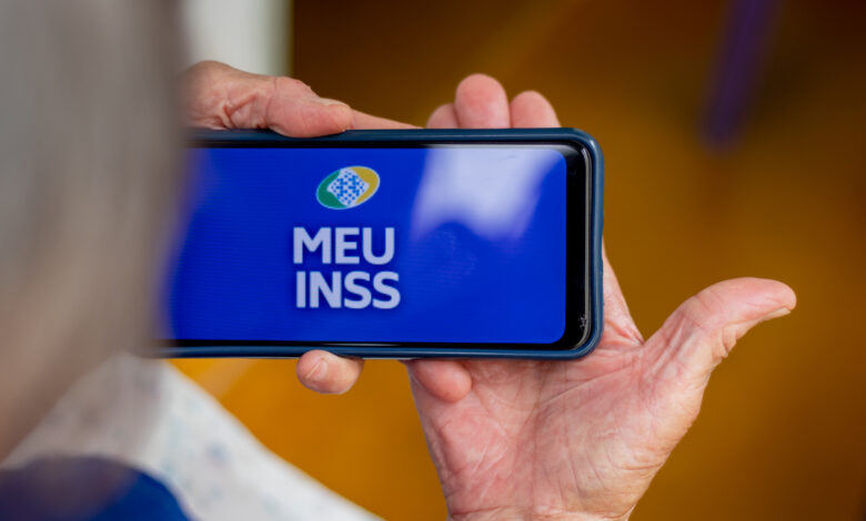 Aposentadoria do INSS aos 55 anos.