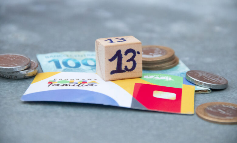 Décimo terceiro do Bolsa Família.