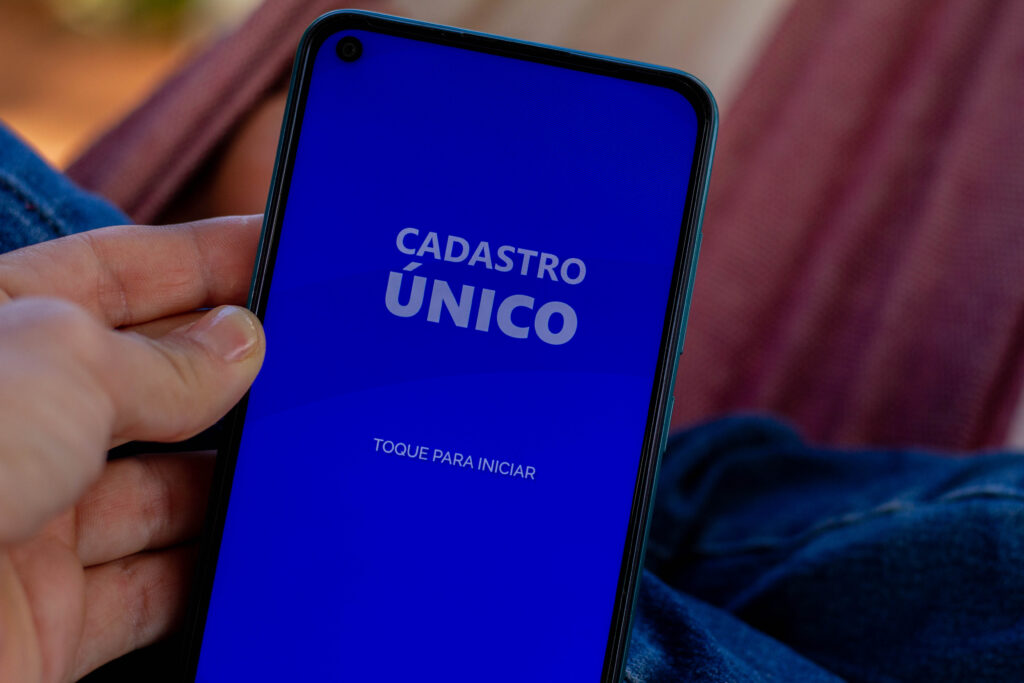 Auxílio emergencial do CadÚnico. 