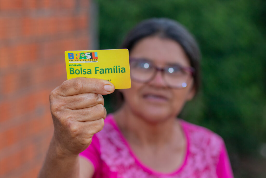 Bolsa Família. 