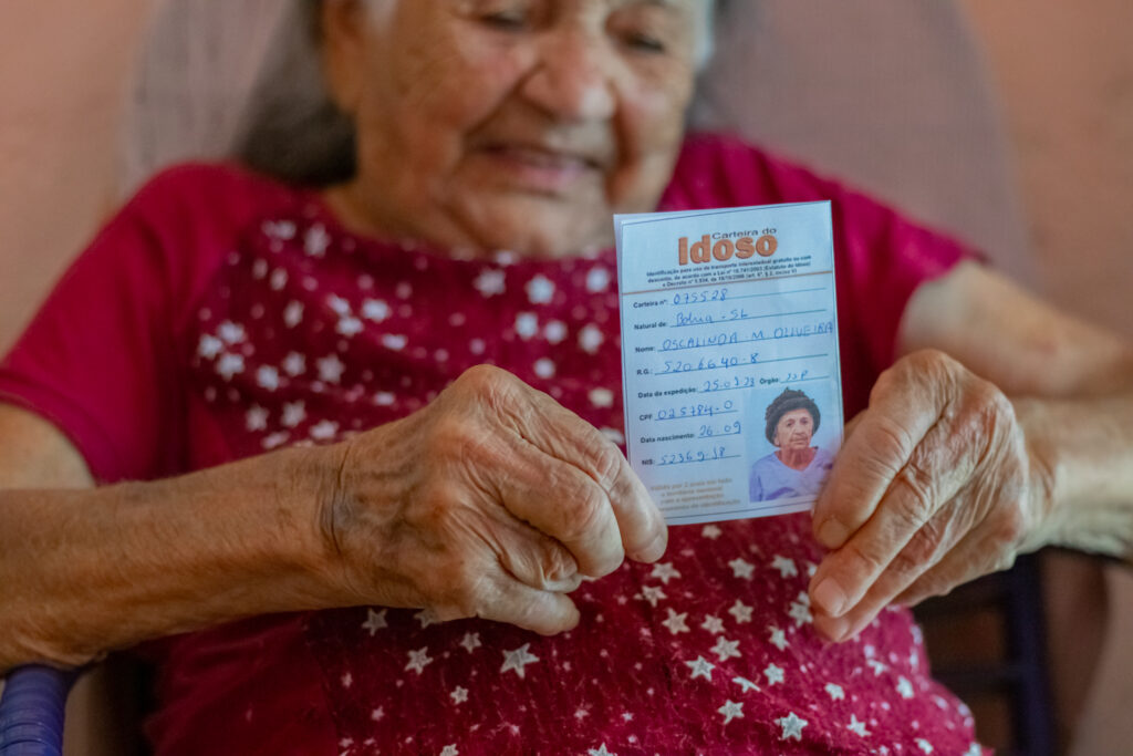 Você já ouviu falar sobre o auxílio-cuidador do INSS? Saiba se é verdade!