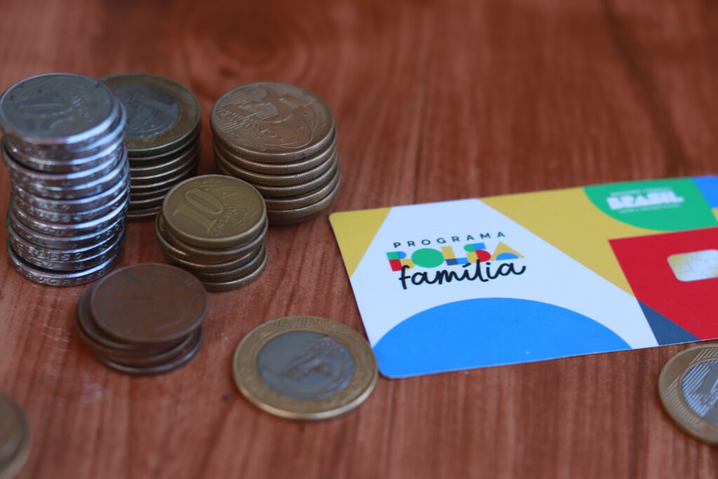 Beneficiários do Bolsa Família.