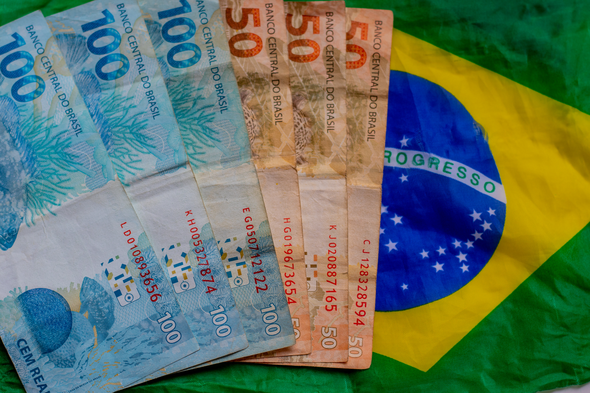 Auxílio para desempregados.