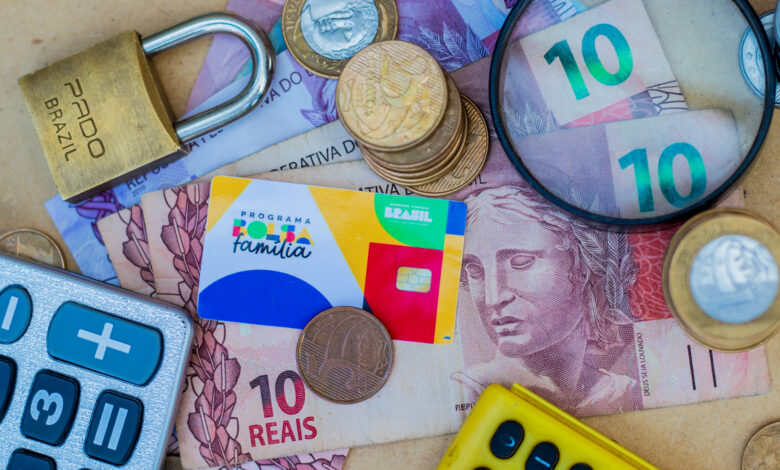 Bolsa Família.