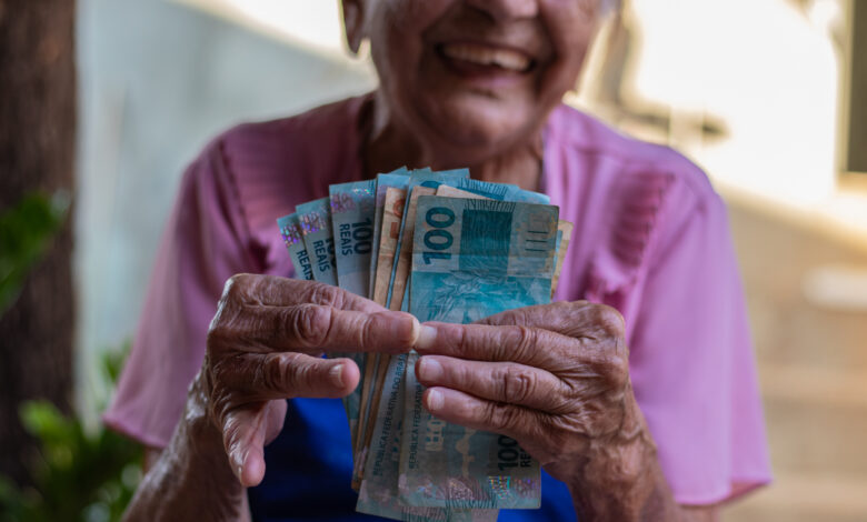 Benefícios idosos 60+.