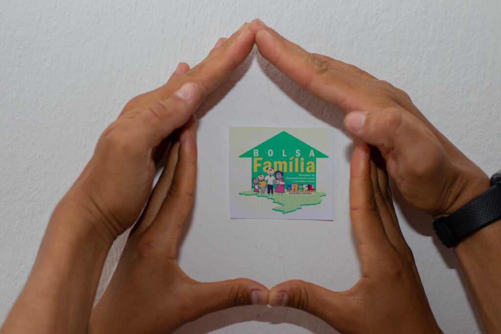Bolsa Família. 