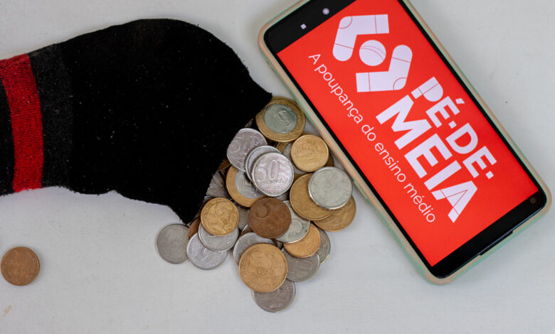 Bloqueado no Pé-de-Meia.