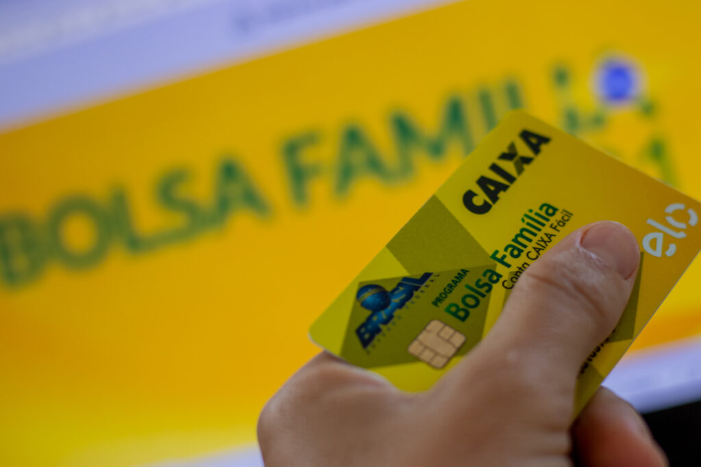 Cartão Bolsa Família.
