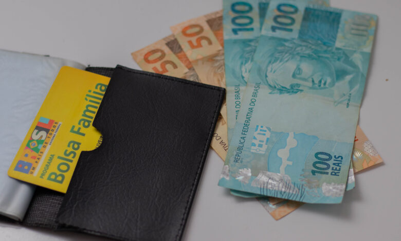 Bolsa Família.