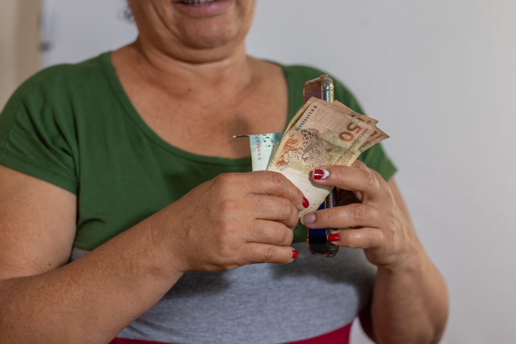 Extra Bolsa Familia. 