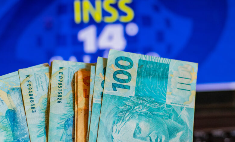 14º salário do INSS.