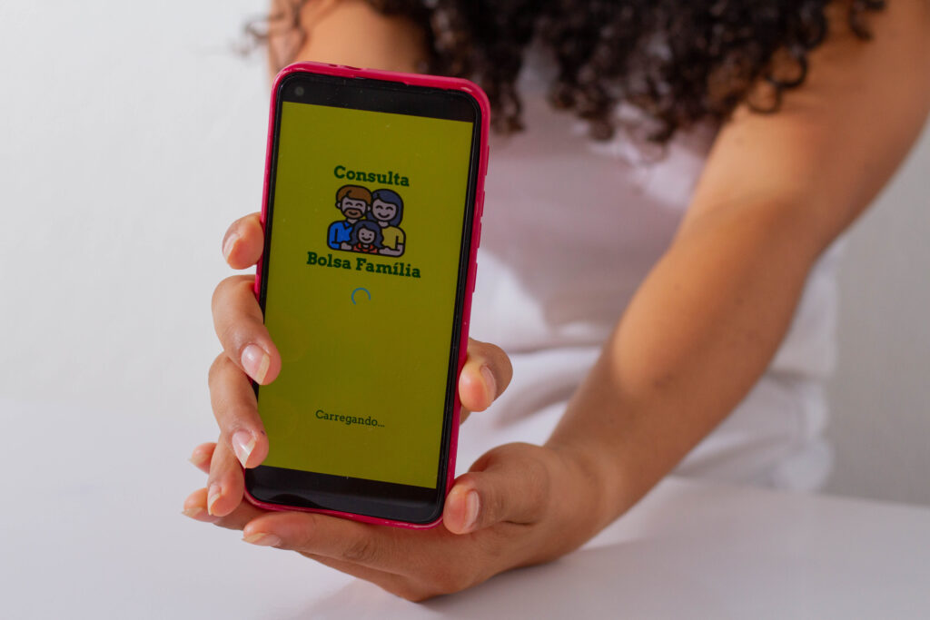 App Bolsa Família.