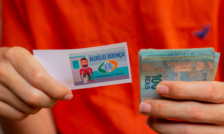 Auxílio-doença.