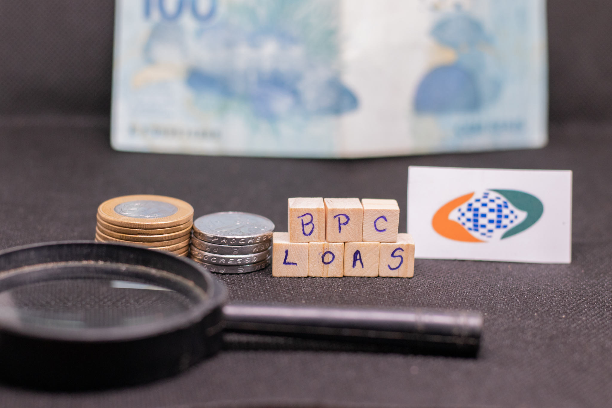 BPC pagamento extra do INSS.