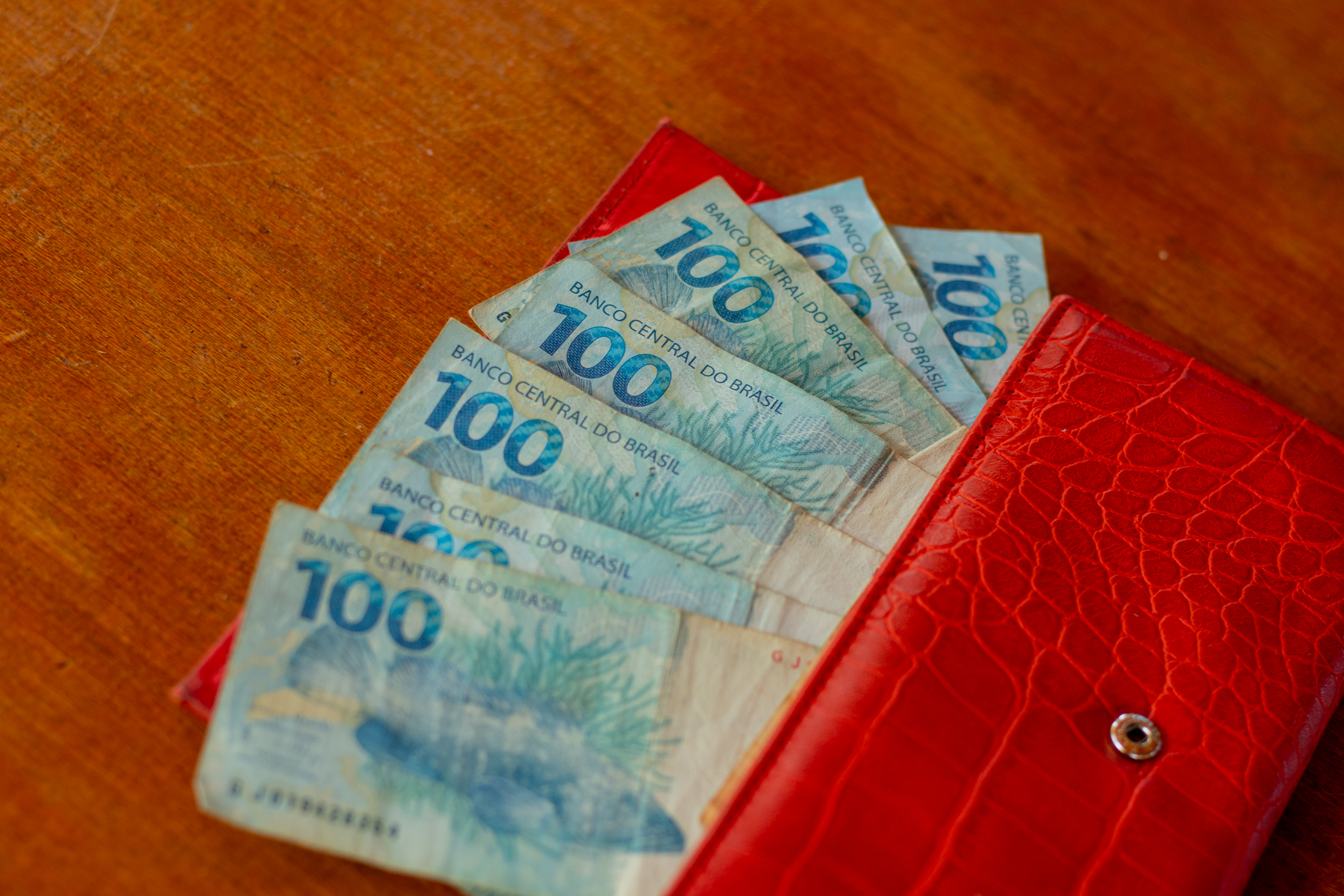Bolsa-auxílio.