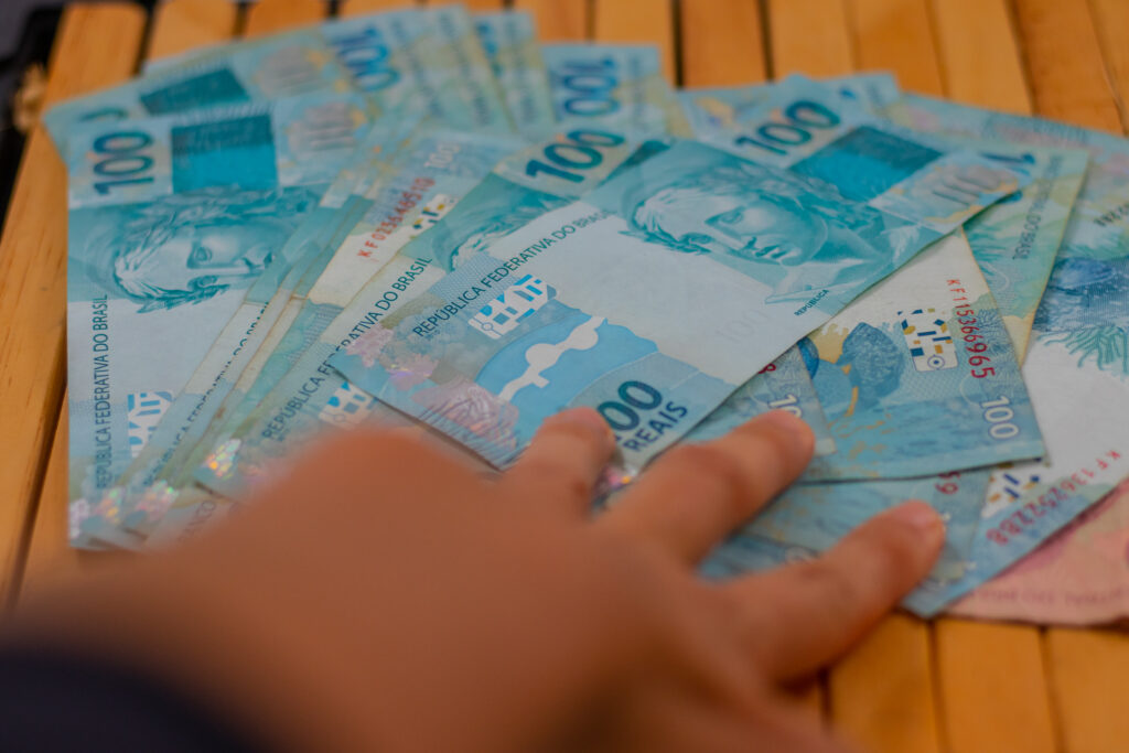 PIS/Pasep 2025 antecipado. 