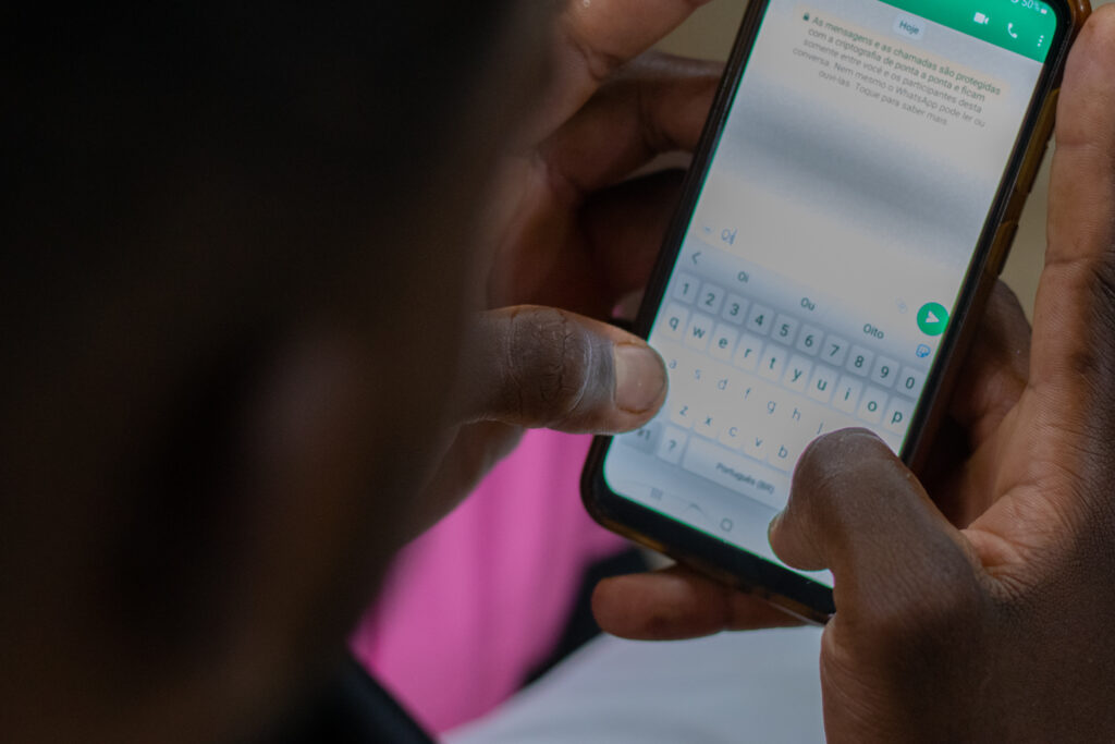 Bolsa Família WhatsApp. 