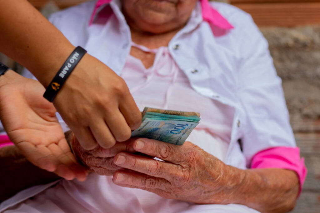 Presente para a terceira idade. 