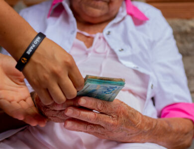 Presente para a terceira idade.