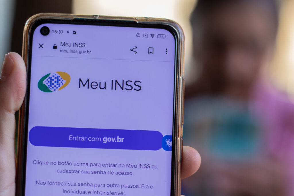 INSS: Antecipação Sem Juros para Beneficiários
