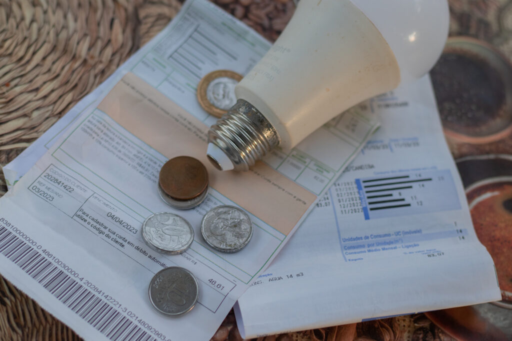 Reduza sua conta de luz com a Tarifa Social