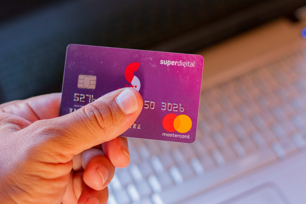 Desconto de R$ 50 na Riachuelo com Mastercard