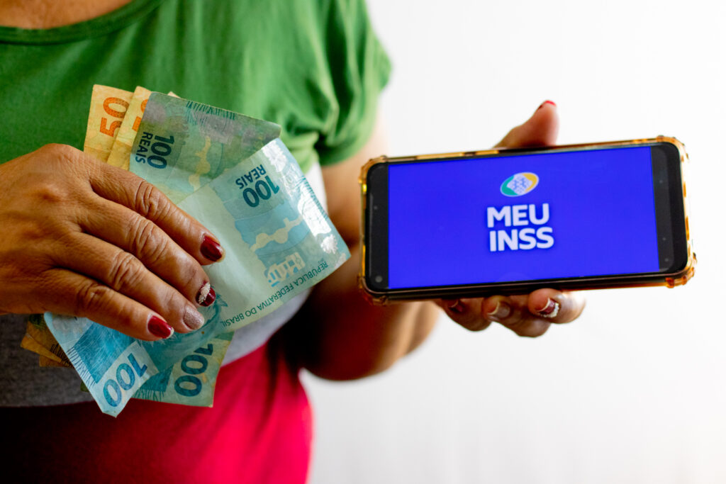 Aposentadoria INSS: O Fim da Idade Mínima e Seu Futuro