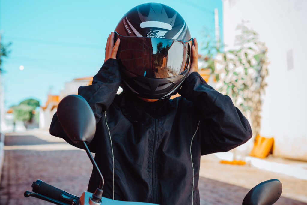 Novas Regras para Motociclistas em 2025: Direitos e Deveres Atualizados