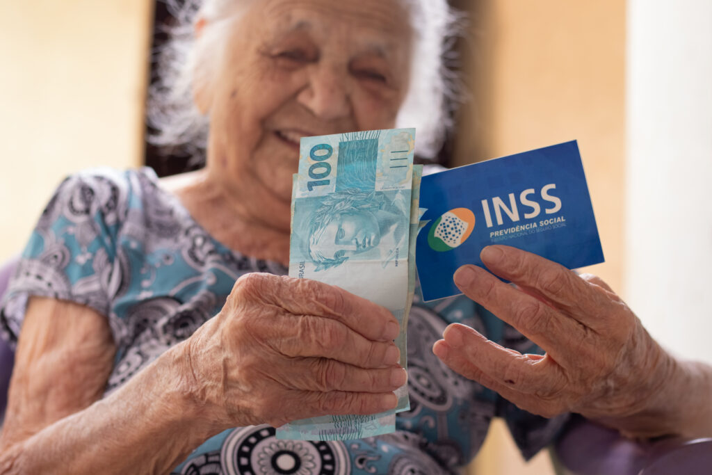 Desconto do INSS em 2025: O Que Mudou e Como Calcular Corretamente