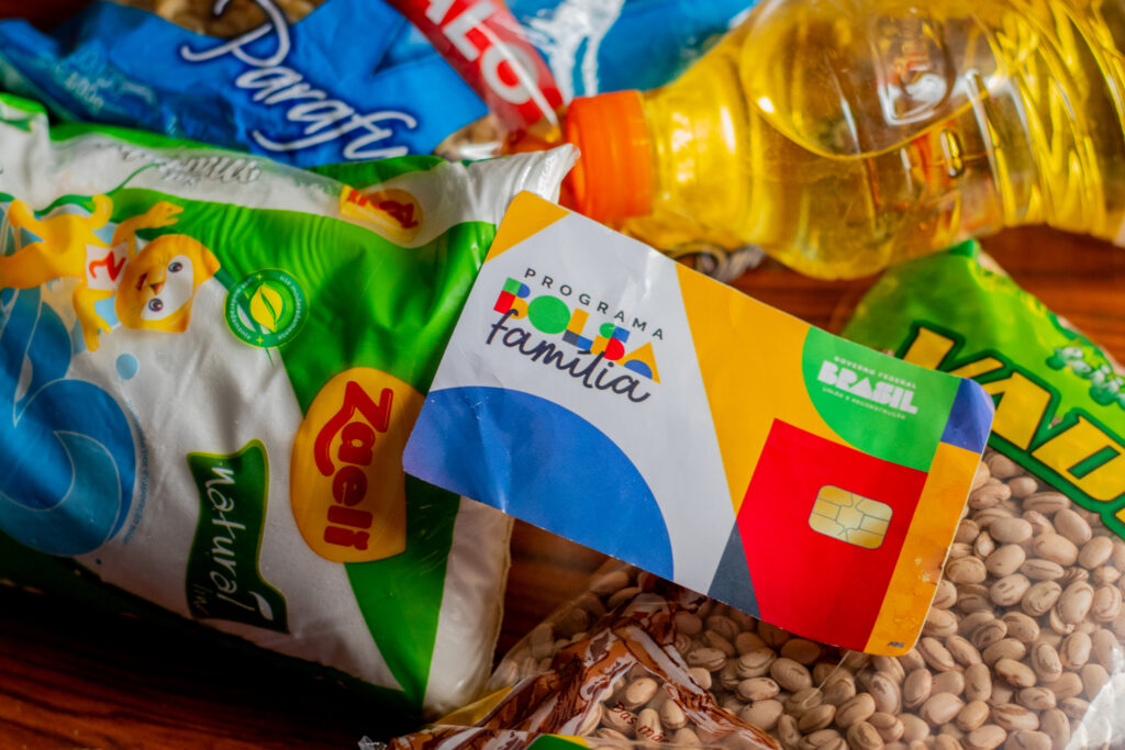 Beneficiários do Bolsa Família Podem Solicitar Empréstimo de R$ 21 Mil pelo Acredita