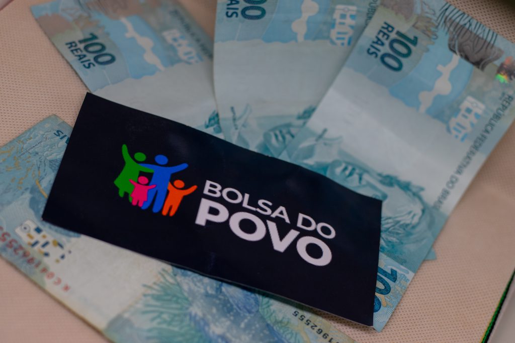 Bolsa do Povo 2025: Auxílio de até R$ 2.490 para Desempregados