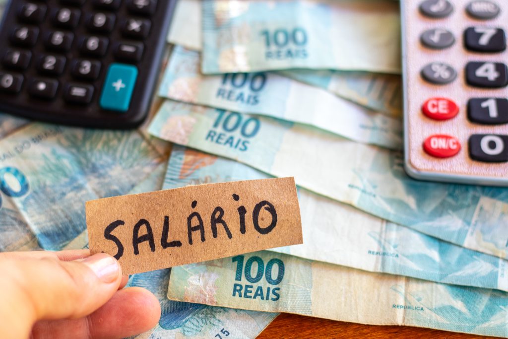 Salário Mínimo: Novo Valor e Seus Impactos em 2025