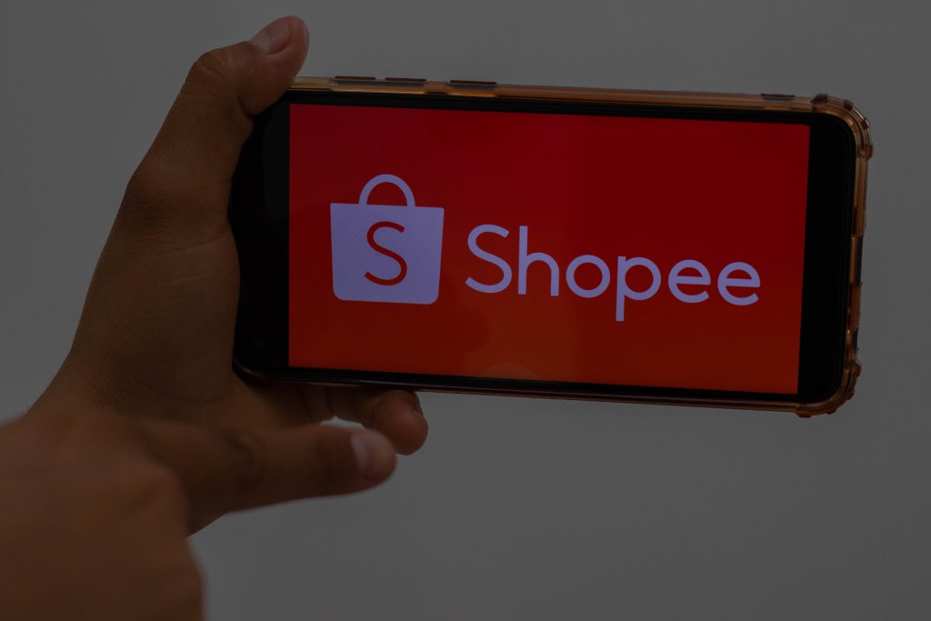 Cartão de Crédito Shopee: Cuidado com Golpes!