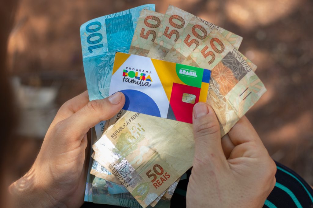 Bolsa Família Inicia Pagamentos com Valores Atualizados em Fevereiro