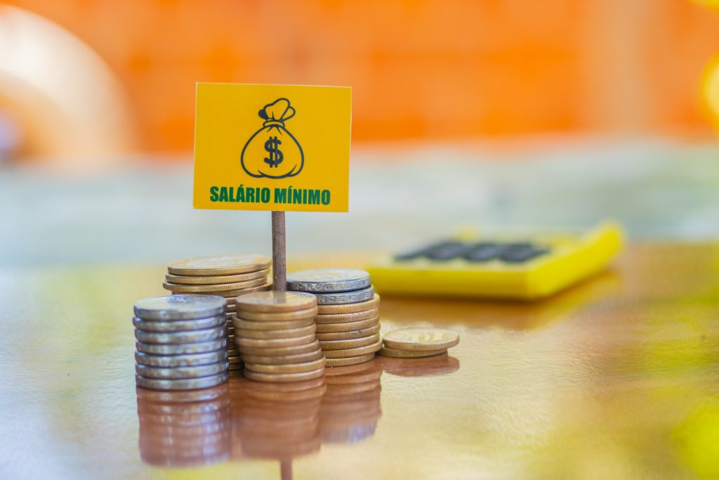 Salário Mínimo Aumenta: O Novo Valor e Seus Impactos