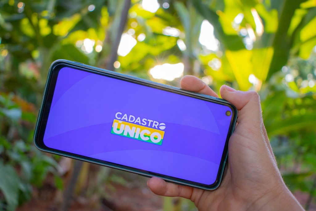 R$ 1.000 Liberados: Inscritos no CadÚnico Recebem Valor Surpresa a Partir de Hoje