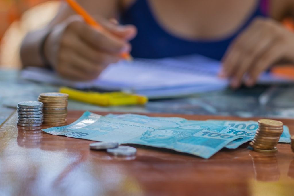 NOME LIMPO: Como quitar suas dívidas com a Serasa